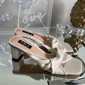 Vici - Maureen square toe heeled sandal never worn!